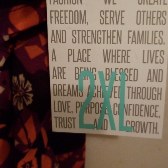 Lularoe Irma - Picture 3 of 3